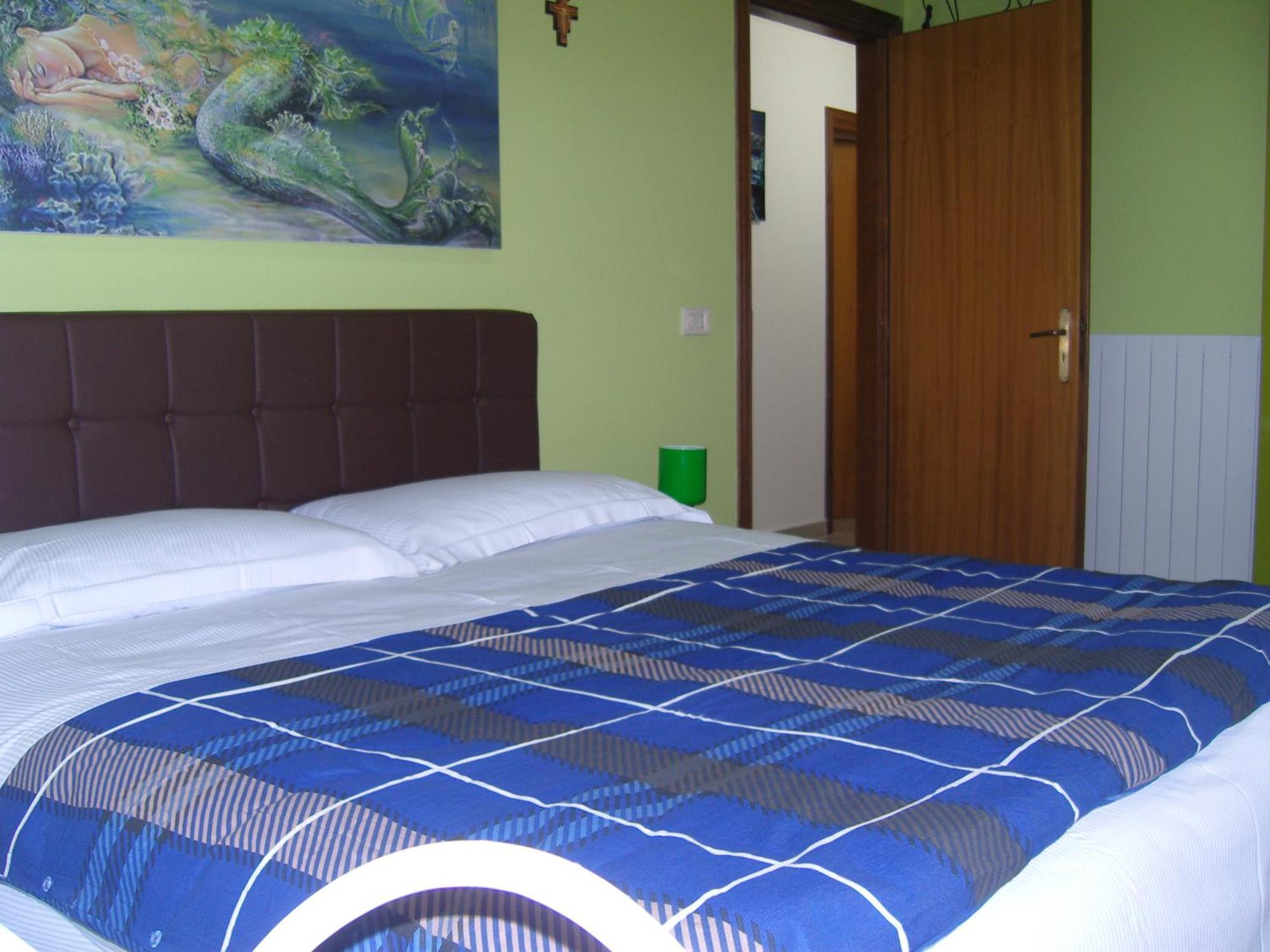 Le Sirene Bed And Breakfast Cellamare Rum bild